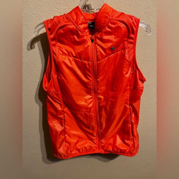 Nike Jackets & Blazers - Insulated Nike running vest
